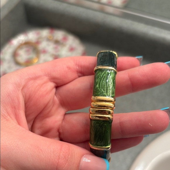 Elegant Gold and Green Bangle Set - Picture 9 of 9